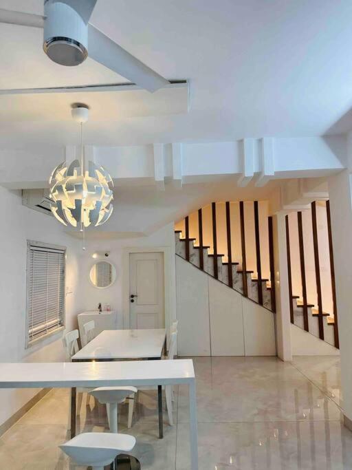 White House Sky View Theatre Villa In Gachibowli 外观 照片